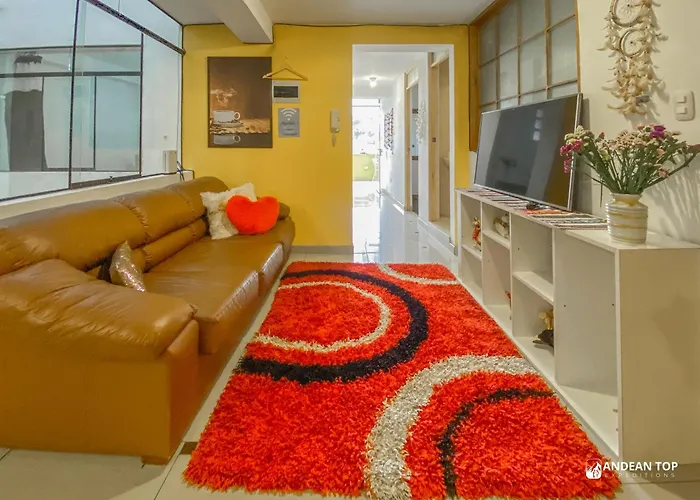 Panoramic & Amazing Views Pvt Apart Close Main Square *